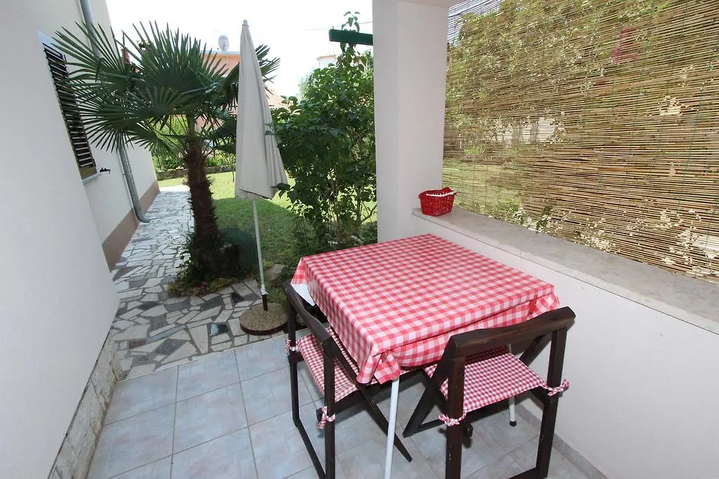 Apartments Lara Croatia
